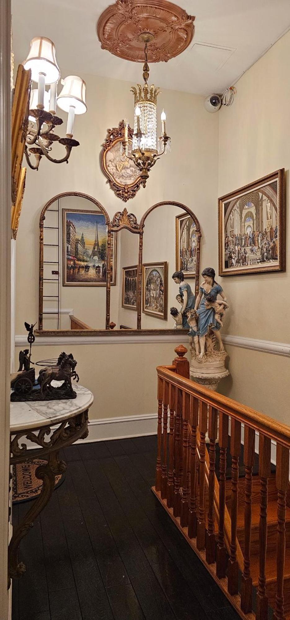 Apartment Luxurious At Colonial Townhouse *